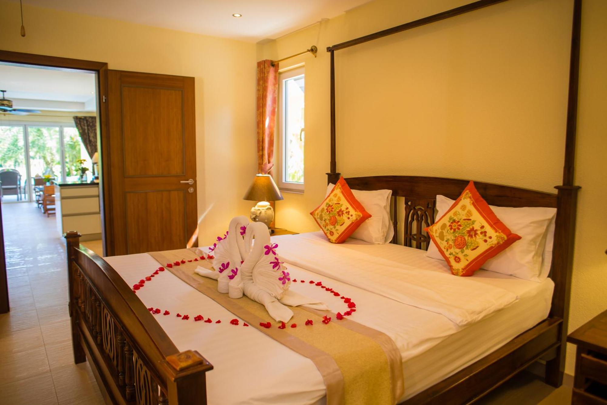Little Sunshine Boutique Beach Resort & Spa Koh Chang Rum bild